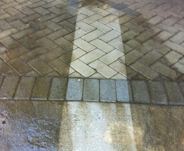 High pressure cleaning pavers